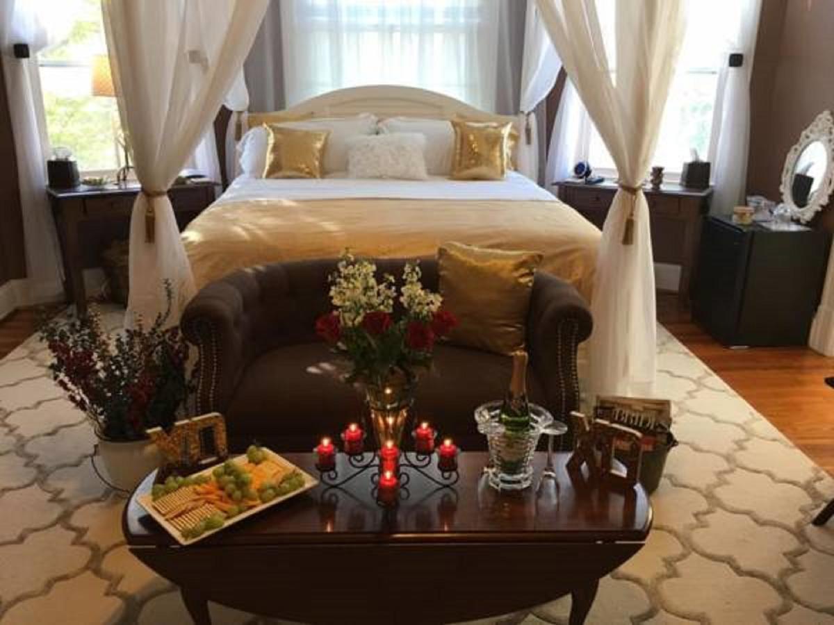 Winridge Manor Bed And Breakfast Madison Heights ภายนอก รูปภาพ